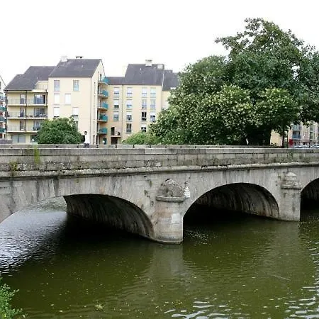Apartment Le Pont Neuf 61
